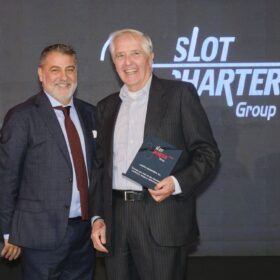 25 AÑOS - SLOT CHARTER